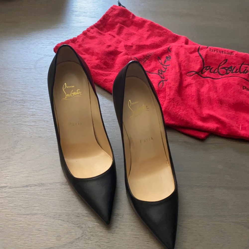 Christian Louboutin Decoltish size 37.5